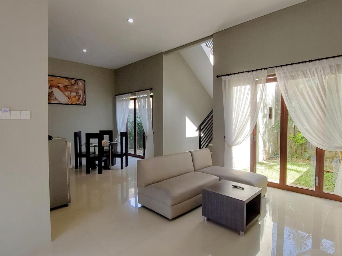 Abisha Villa Jimbaran Exterior photo