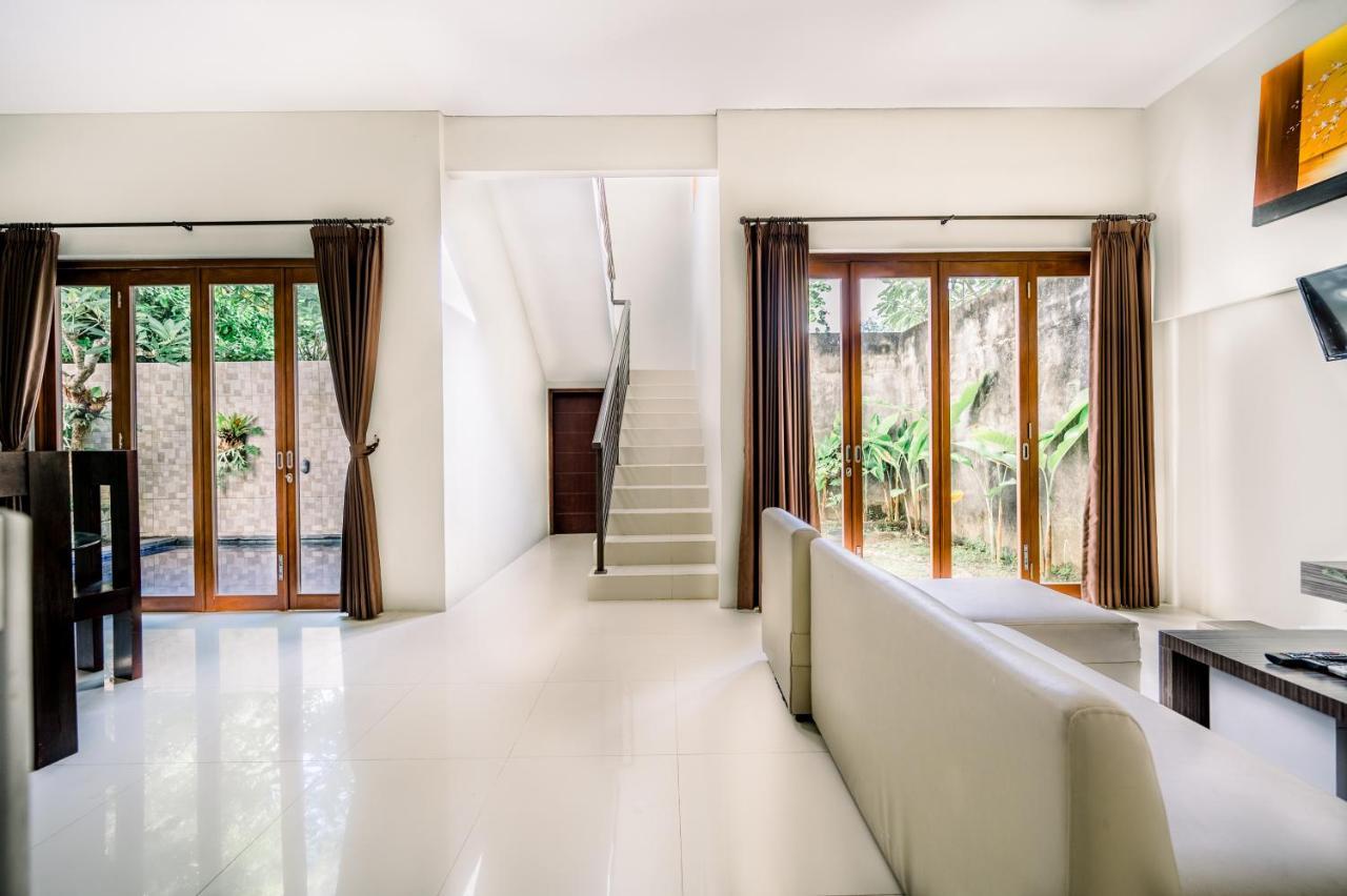Abisha Villa Jimbaran Exterior photo